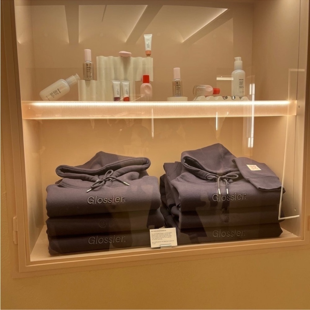 Glossier soho hoodie graphite XL NWT
